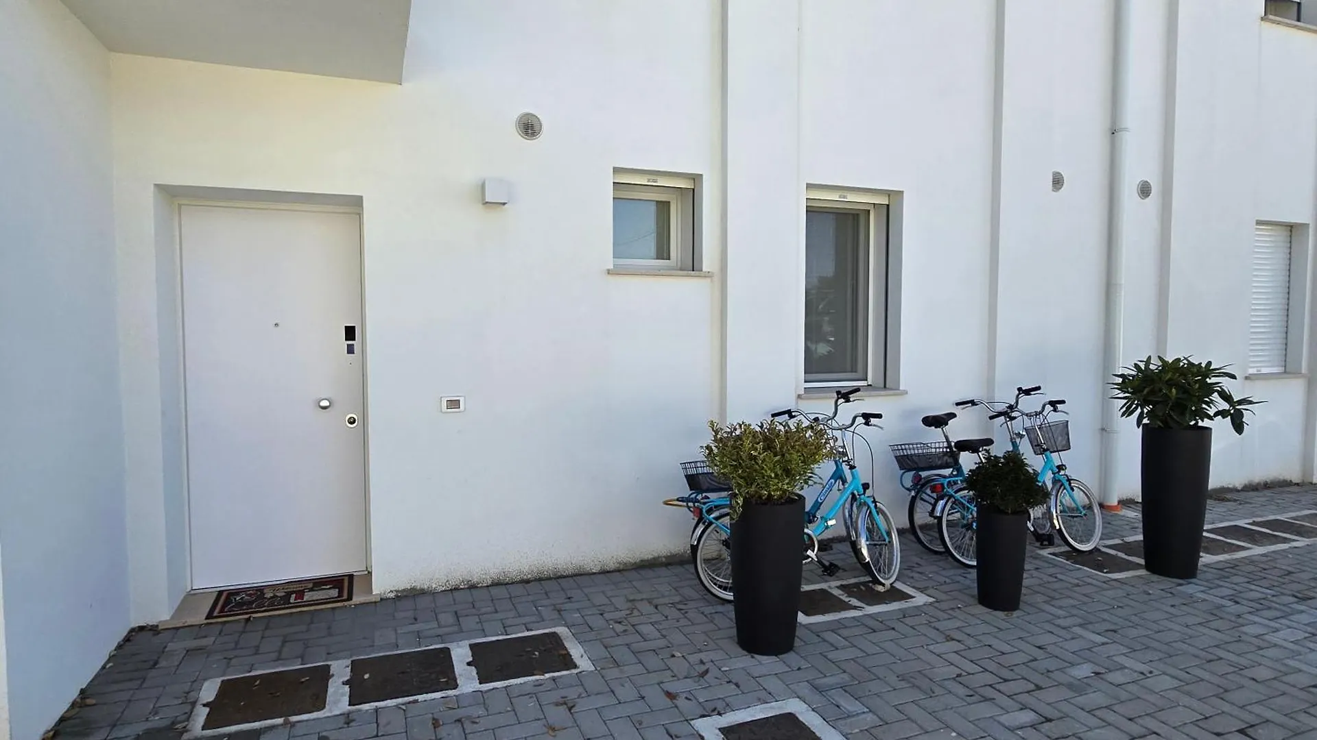 Home23Jesolo! Beach, Parking And Bikes Included Italy
